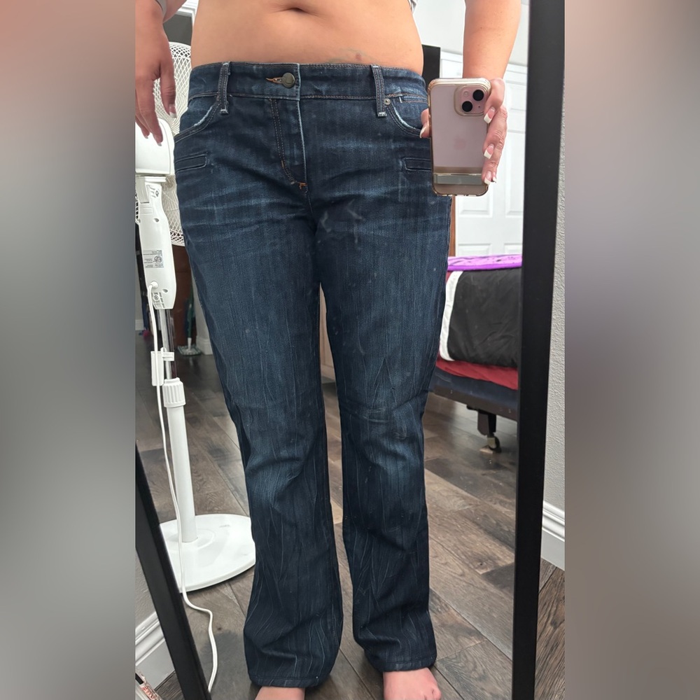 Joe’s Jeans Women’s Sz W-32 / Great Blue Jean color & wash / very flattering cut